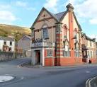 The Star, Ystrad - via Daymix