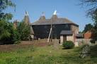 Known as Little Hoot Oast &amp; Anglers Oast. - via Daymix