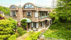 Image result for 武蔵村山市岸2丁目〈中古〉JR八高線「箱根ヶ崎」駅バス６分停歩４分　閑静な住宅地　前面道路が広いのでクルマの運転が苦手な方も車庫入れ楽々！　全居室収納充実！