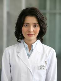 「麻生恵 仮面ライダーキバ」の画像検索結果