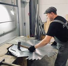 Картинки по запросу белку зажевало в диск