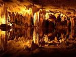 File:Reflecting cavern lake.jpg - Wikipedia, the free encyclopedia