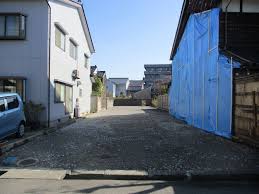 Image result for 中藤2丁目〈売地〉広々426.17㎡（法面含む）上下水道引込済、法面利用価値大、建築条件はございません。お好きなハウスメーカーで建築できます。