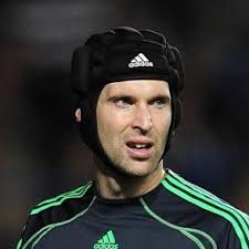 His goalkeeper, Petr Cech is going to be out of the lineup for at least the next three to four weeks after suffering an ... - petr-cech-chelsea2