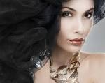 Makeup and styling : Amar Faiz