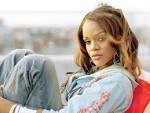 http://img.wallpaperstock.net:81/rihanna-in-jeans-wallpapers_11365_1600x1200.jpg