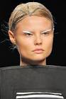 a la Gareth Pugh, anyone?)