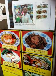 Yong Huat is operated by a couple – the uncle takes orders and his partner does the cooking. The thing that surprises me is that they serve a variety of ... - yong-huat-2