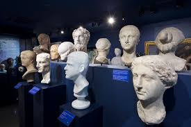 Image result for "art classique"