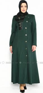 Contoh Baju Muslim Trendy untuk Wanita Gemuk