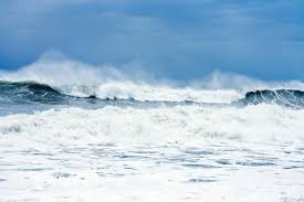 Hasil gambar untuk tsunami jepang