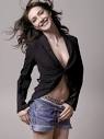 http://www.picgifs.com/celebrities/c/carice-van-houten/celebrities-carice-van-houten-908427.jpg