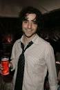 http://imstars.aufeminin.com/stars/fan/david-krumholtz/david-krumholtz-20060905-158553.jpg
