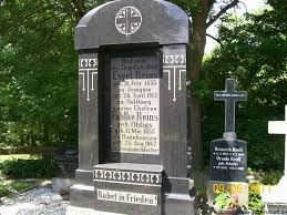 Grab von Heinrich Krull (06.03.1925-03.07.1999), Friedhof Holtgaste