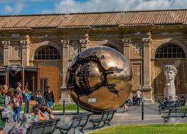 「球体をもった球体」の画像検索結果