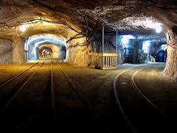 Znalezione obrazy dla zapytania kopalnia