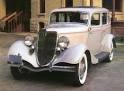 HowStuffWorks "1934 Ford DeLuxe Fordor"