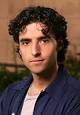 http://www.nndb.com/people/625/000103316/david-krumholtz-1.jpg