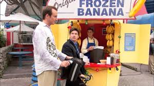 Image result for foto de fazendo caridade