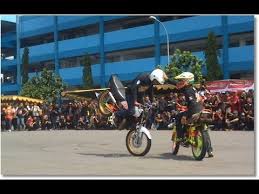 Atraksi Motor Keren] Freestyle Motor RX KING Full Terbaru [24 Mei ...