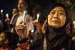 Somber AirAsia Vigils Replace New Years Festivities in Indonesia.