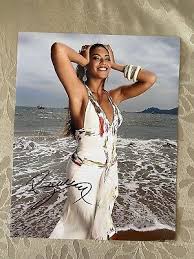 Afbeeldingsresultaat voor beyonce knowles 2010