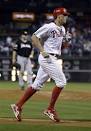 Hunter Pence and Hector Luna help the Philadelphia Phillies hold ...