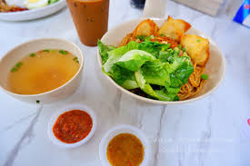 「ナジマ・ゲブール」の画像検索結果