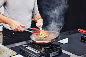 Znalezione obrazy dla zapytania frying pan