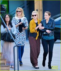 Carey Mulligan \u0026amp; Dianna Agron: Cafe Gratitude! | dianna agron ... - dianna-agron-carey-mulligan-cafe-gratitude-02