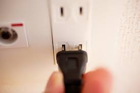 Image result for コンセント　穴 %