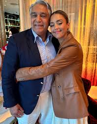 Image result for Maclaren Volo  Jessica Alba