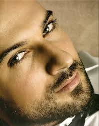 Tarkan olsun be g�zelim olsun a�k�n sa�� solu belli olmaz ben 
akl�m� senle bozdum hi� kimseyle i�im olmaz �ark�s� videosu izle dinle 
mp3 indir