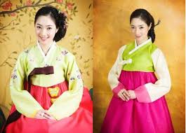 korean haristyle and hanbok Images?q=tbn:ANd9GcQRZqXhD5ldvZVeDjCUkkqR908-f08vCIcV06Egpvhtsh4KAx3xWQ