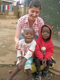 Löffingen: Jennifer Frei hilft Straßenkindern in Uganda ...