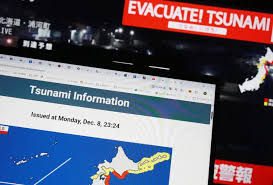 Hasil gambar untuk tsunami jepang