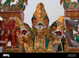 Image result for TRIANGLE CHANGQUAN FLYING DRAGON