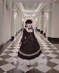 「ヴィクトリア・ウッド」の画像検索結果