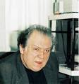 ΜΑΡΑΓΚΟΥΔΑΚΗΣ ΚΩΣΤΑΣ: Πτυχιούχος Οικονομικού Πανεπιστημίου,