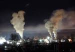 File:Heavy night industrial light pollution.jpg - Wikimedia Commons