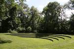 File:English garden amphitheatre.jpg - Wikipedia, the free ...