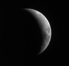 Have you ever though about why does the moon shine? The fact is that moon is actually very Dark. We should not be able to see it all. - Crescent-Moon