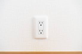 Image result for コンセント　穴 %