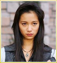 「麻生恵 仮面ライダーキバ」の画像検索結果