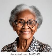 Resultado de imagem para mulher idosa