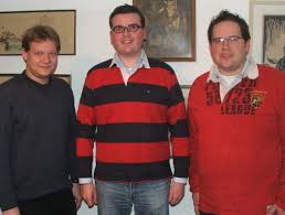 Einstimmig nominiert: Henrik Bröckelmann (r.) mit JU-Landesvorsitzendem Sven Volmering (l.) und Bezirksvorsitzendem Tobias Jainta ...