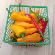Afbeeldingsresultaat voor thai yellow hot pepper