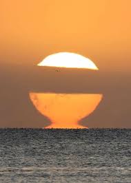 Attēlu rezultāti vaicājumam “Etruscan Vase Omega Sun”