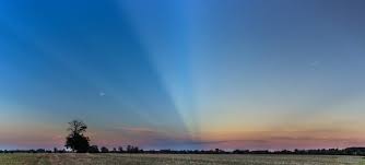Attēlu rezultāti vaicājumam “anticrepuscular rays”