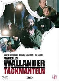 Wallander - Täckmanteln (2006)